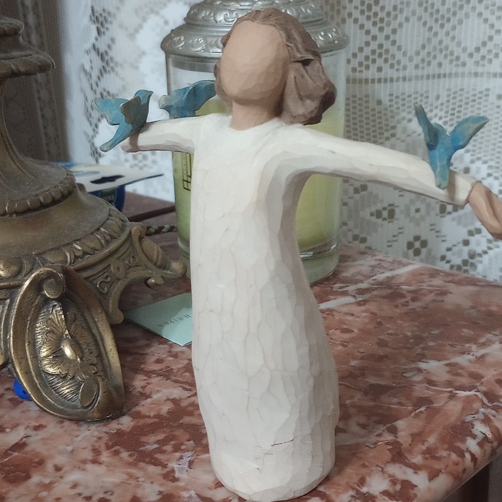 NWT WILLOW TREE "Happiness" Figurine - Picture 2 of 5